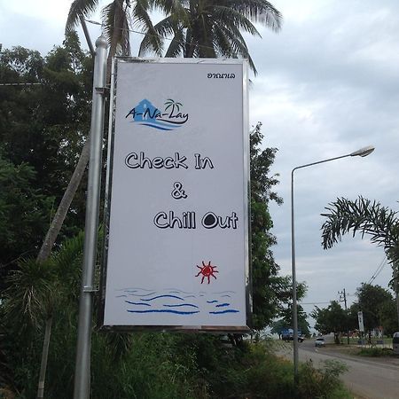 Отель Check In And Chill Out Ban Laem Sok Экстерьер фото