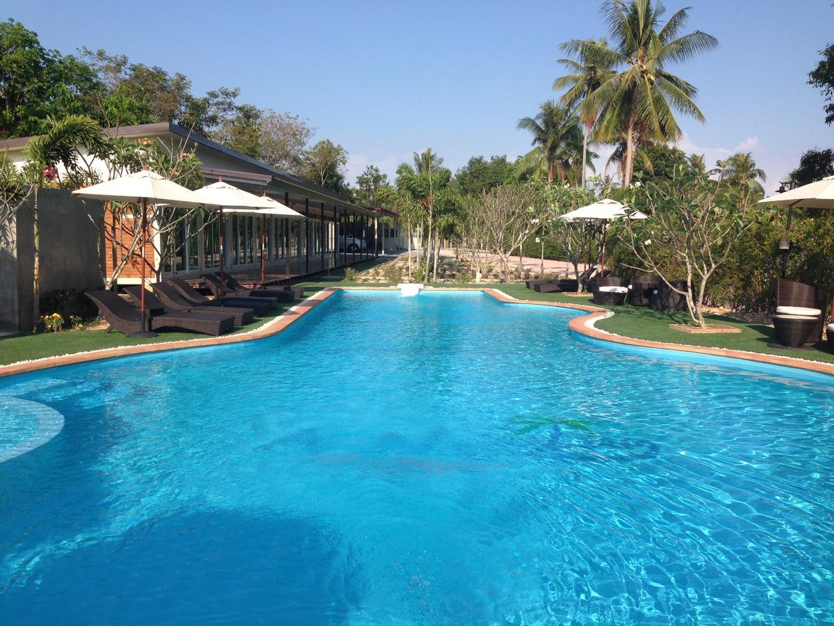 Отель Check In And Chill Out Ban Laem Sok Экстерьер фото